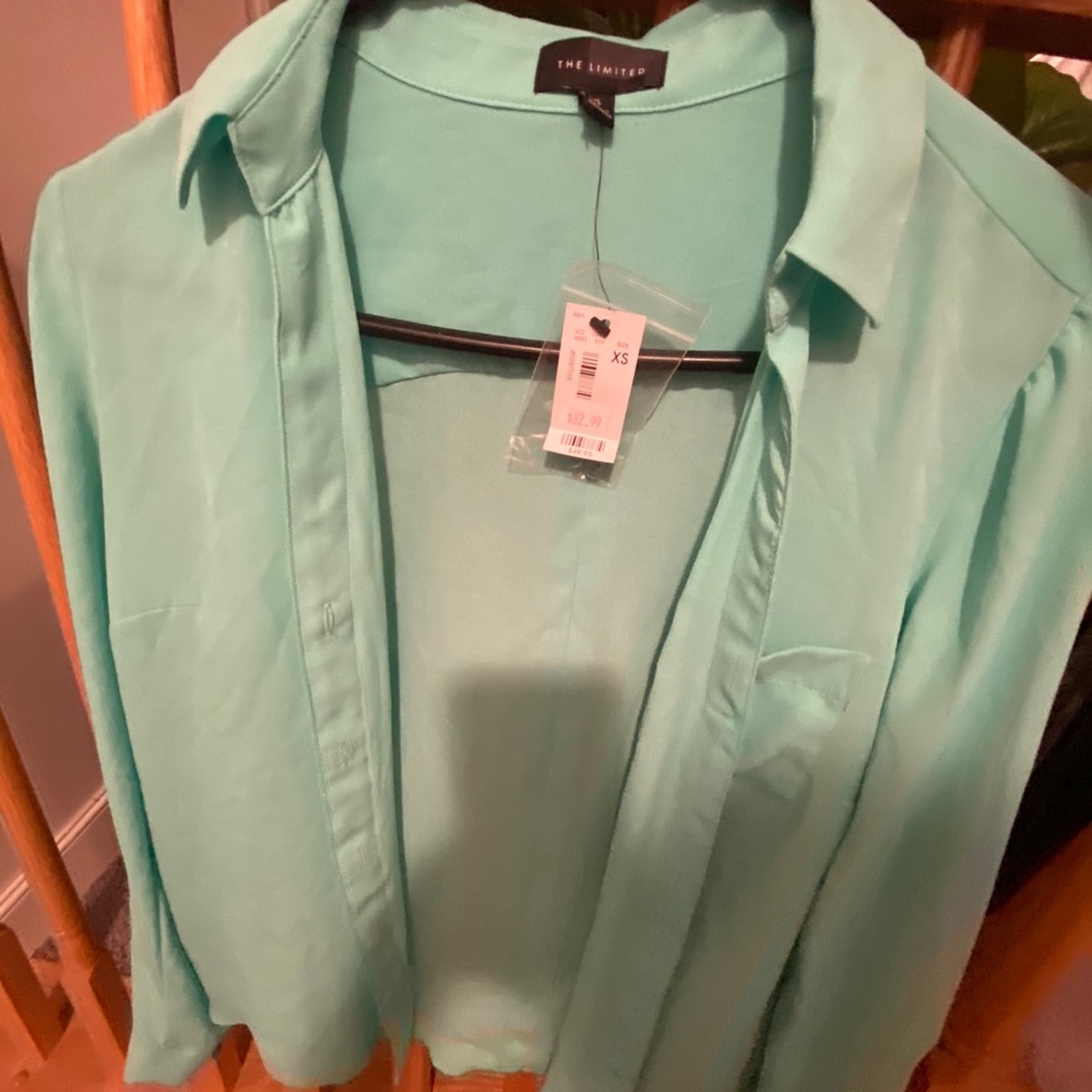 Limited blouse